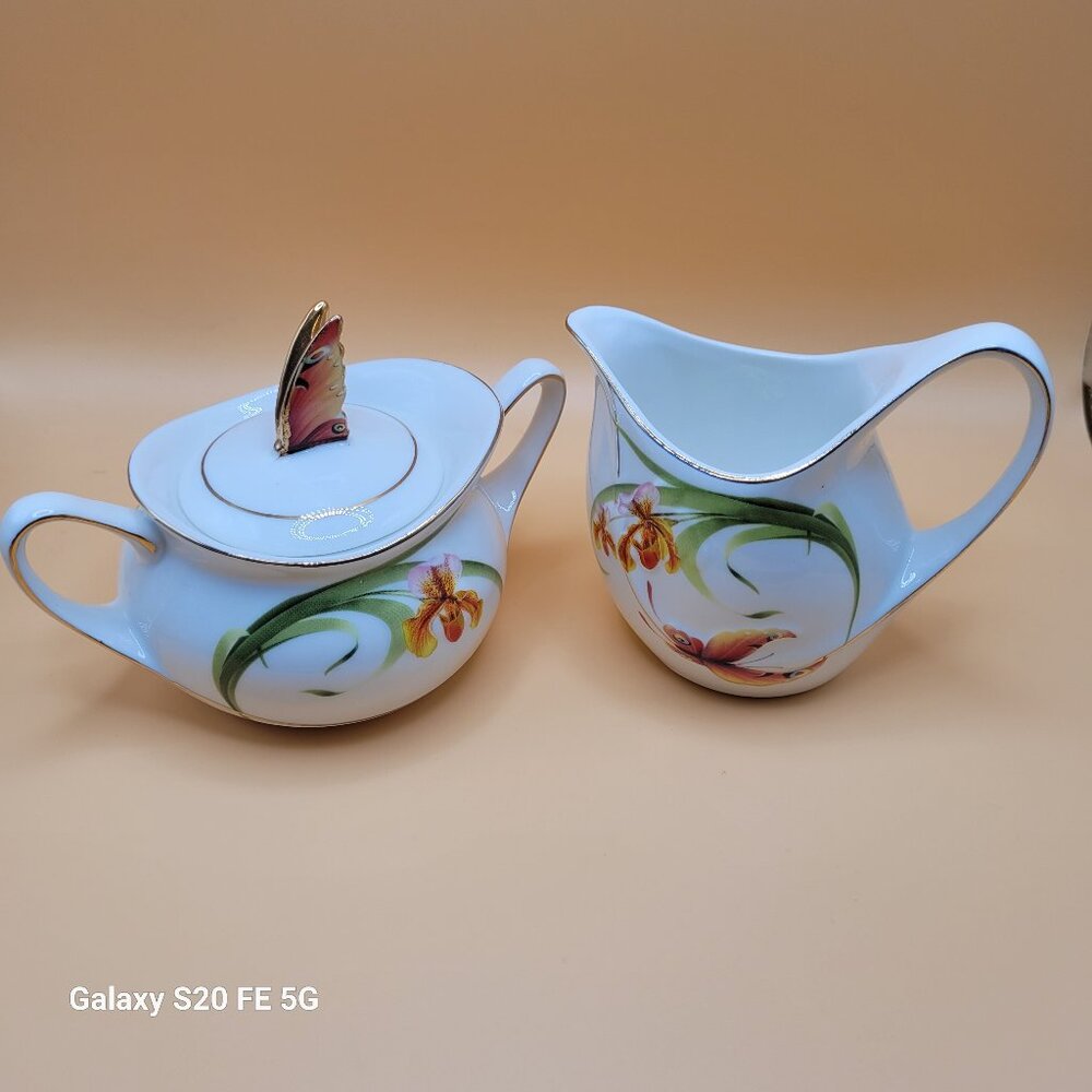 Royal Elfreda Butterflies Sugar and Creamer Dish Set with Iris and Butterfly